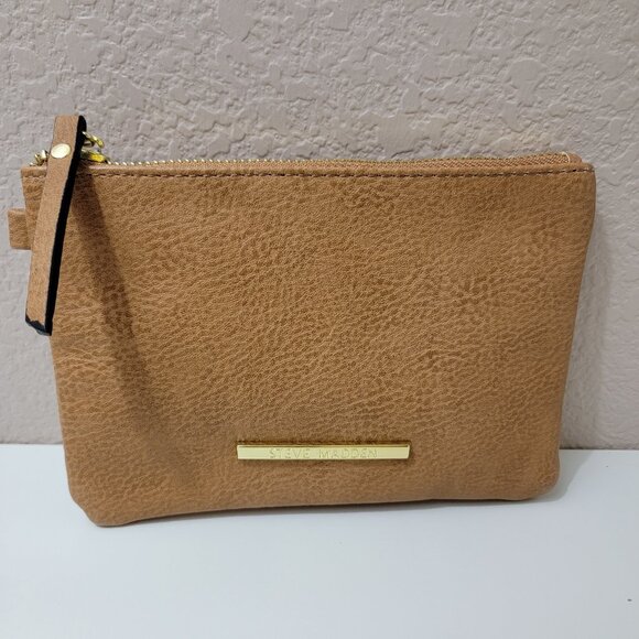 Steve Madden Handbags - Steve Madden Tan Faux Leather Zip Pouch • Gold Hardware • Like New
